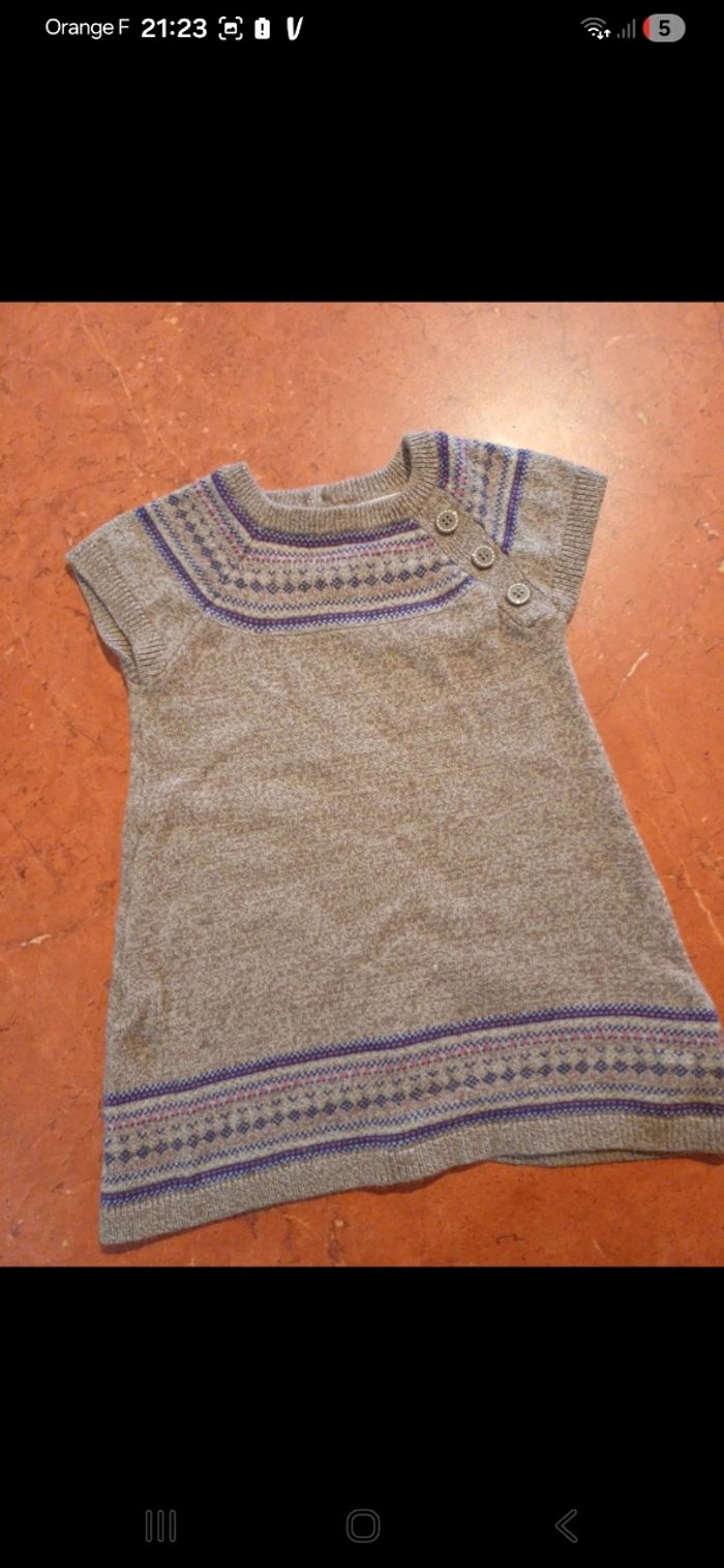 Robe bébé taille 12 mois - photo numéro 1