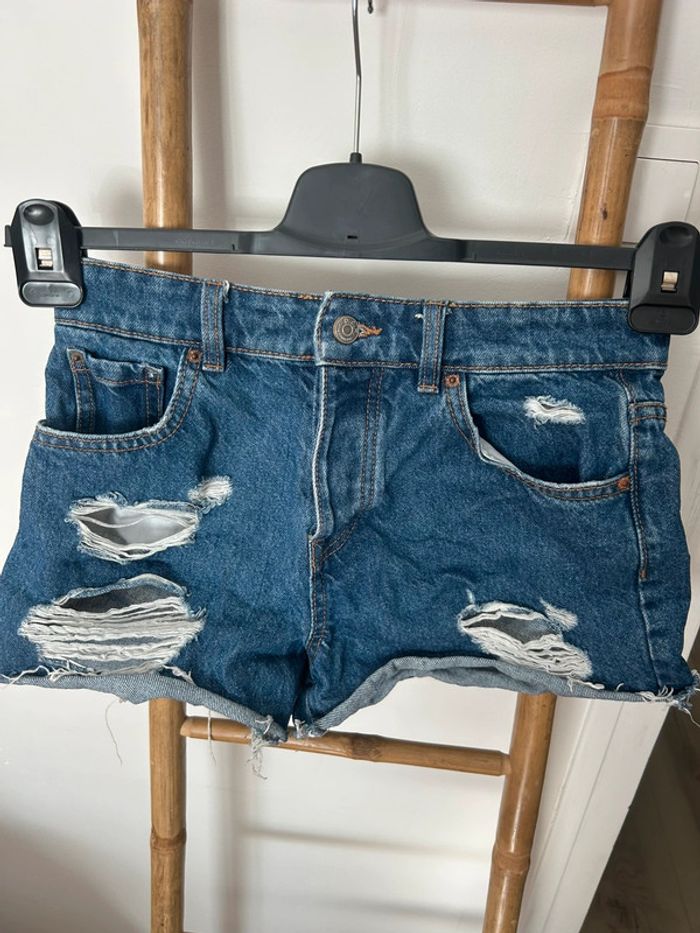 Short jean trouée Jennyfer