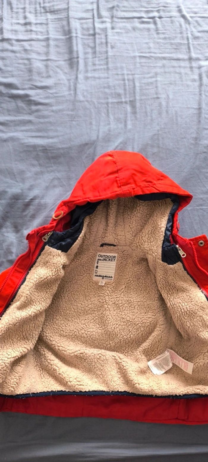 Manteau rouge