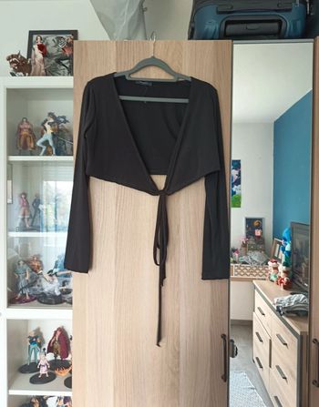 Top boléros noir qui se croise Trendyol - Taille M 38