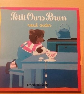 Livre petit ours brun