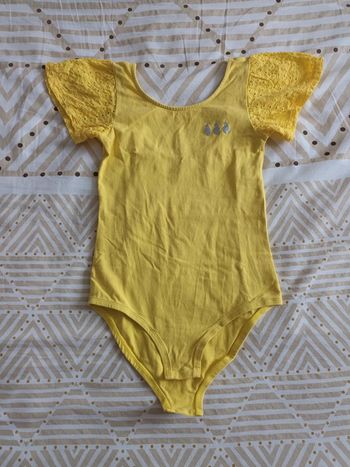 Body jaune