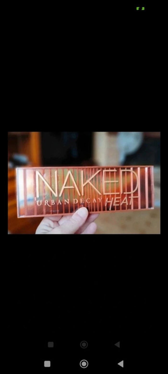 Urban Decay Naked Heat Eyeshadow Palette
