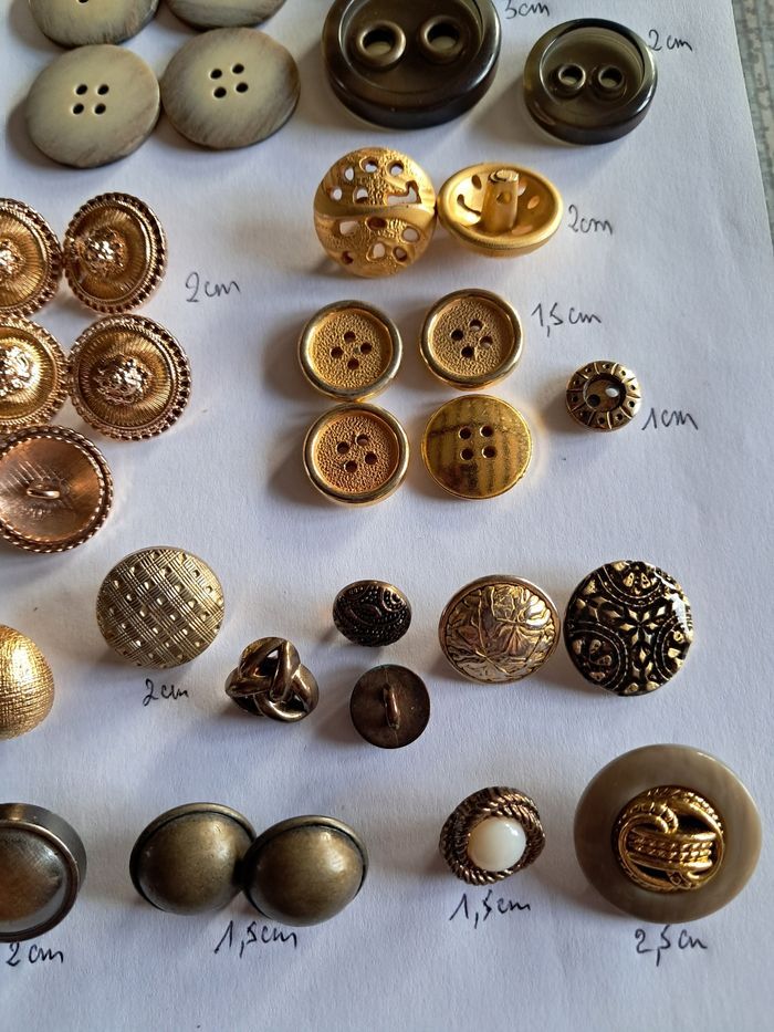 Lot de boutons de couture - photo numéro 9