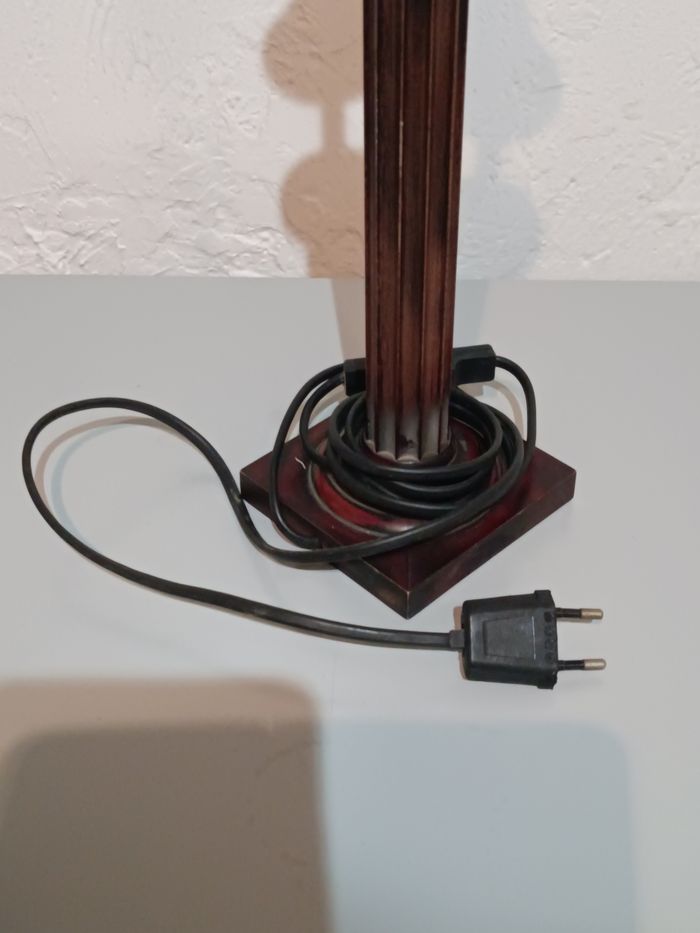 Lampe effet bois - photo numéro 2