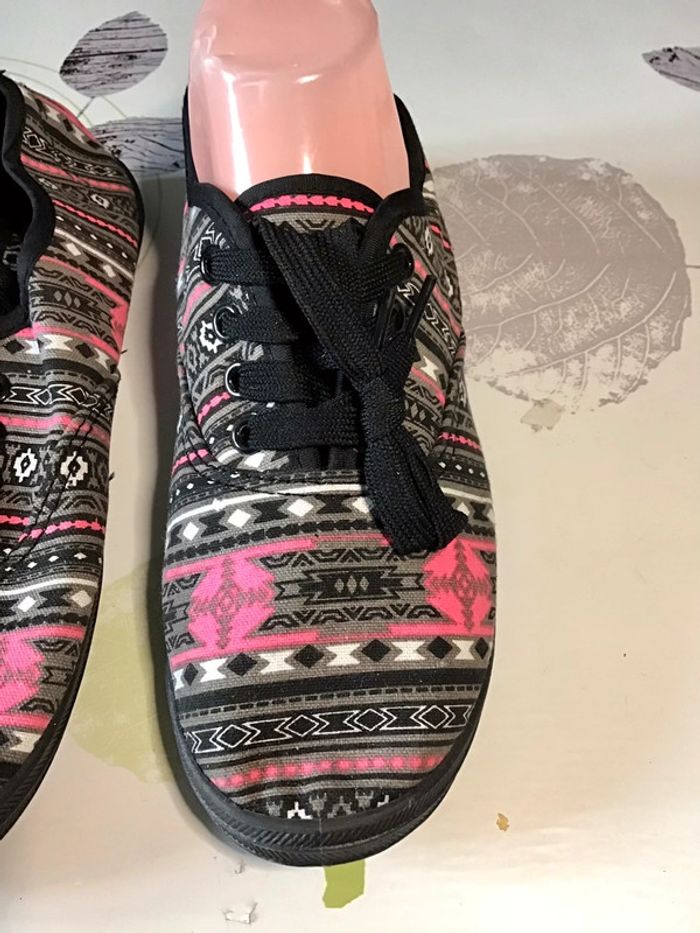 Basket basse à lacet taille 38 gris noir blanc rose - photo numéro 2