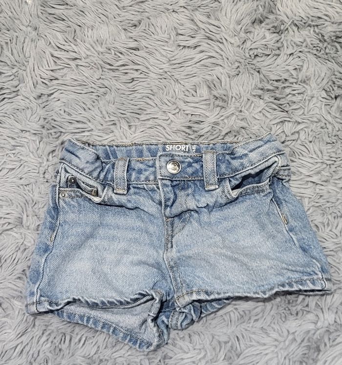 Lot de 2 shorts 3 ans fille - photo numéro 2