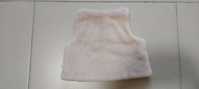 Gilet sans manche 6 mois - photo numéro 10