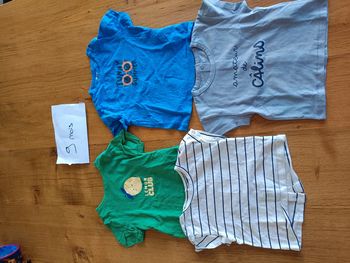 Lot de 4 tee shirt 9mois