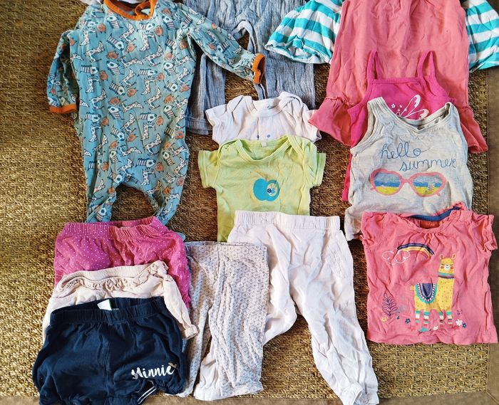 Lot printemps été fille 18 mois - photo numéro 4