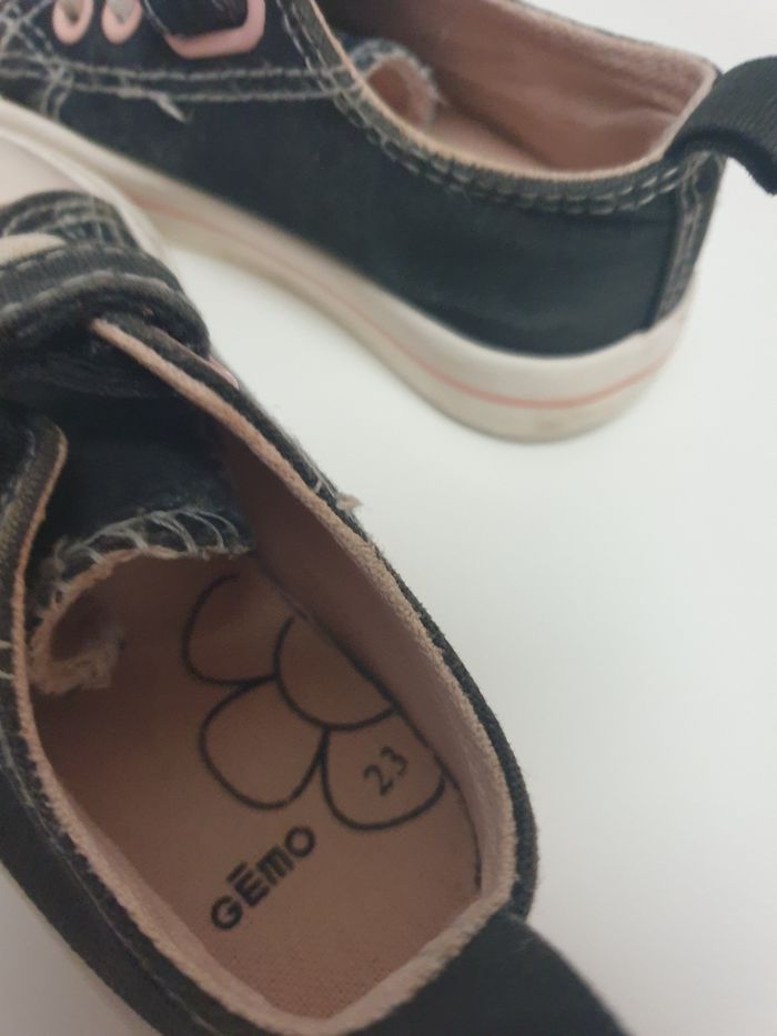 Baskets à scratch pointure 23 gémo - photo numéro 3