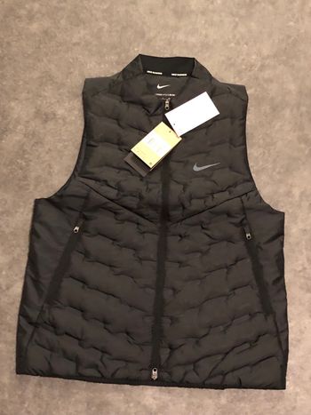 Veste Nike running sans manche 