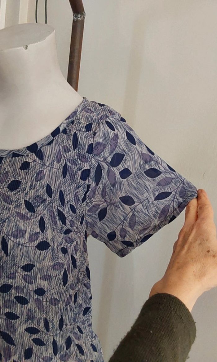Robe fluide imprimée dans les tons de violet,lila et parme. T 42 - photo numéro 3