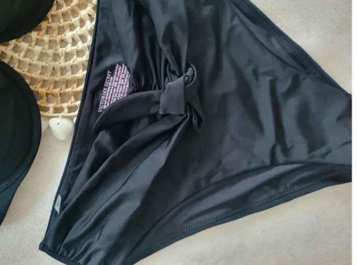 Maillot  de  bain  Victoria's  secret  Taille M Neuf  avec  etiquette - photo numéro 2