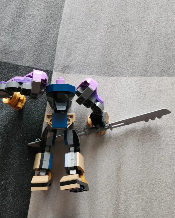 LEGO 76242 Marvel L’Armure Robot de Thanos, Figurine Avengers, Jouet de Construction - photo numéro 2