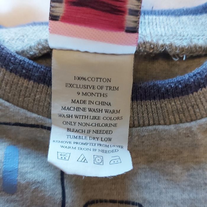 Lot Pantalon et haut 9 mois - photo numéro 4