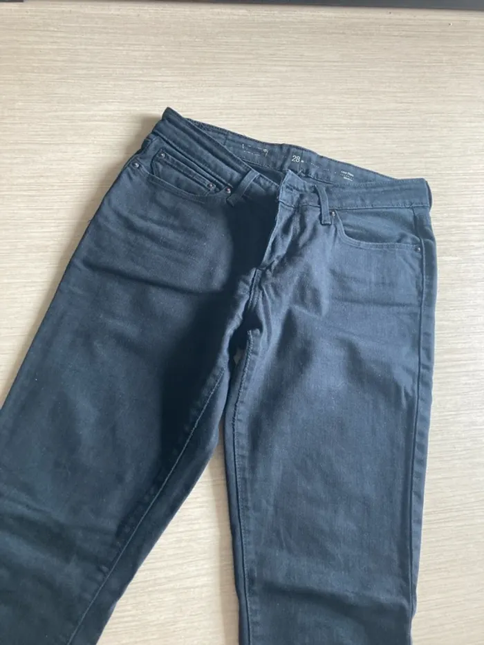 Jean noir Lévi’s mid rise skinny - photo numéro 4