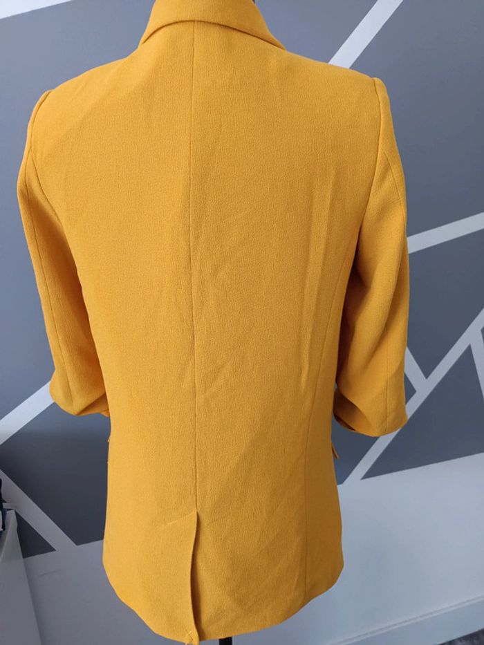Veste Naf Naf t34 comme neuve jaune moutarde - photo numéro 3
