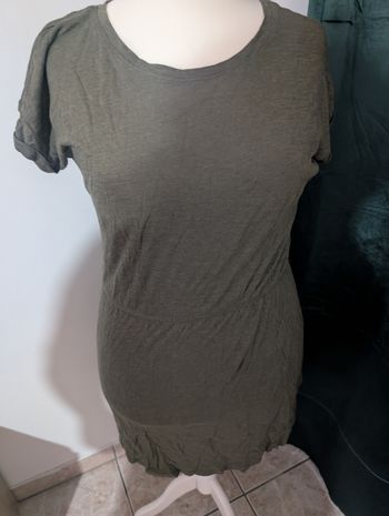 Robe kaki