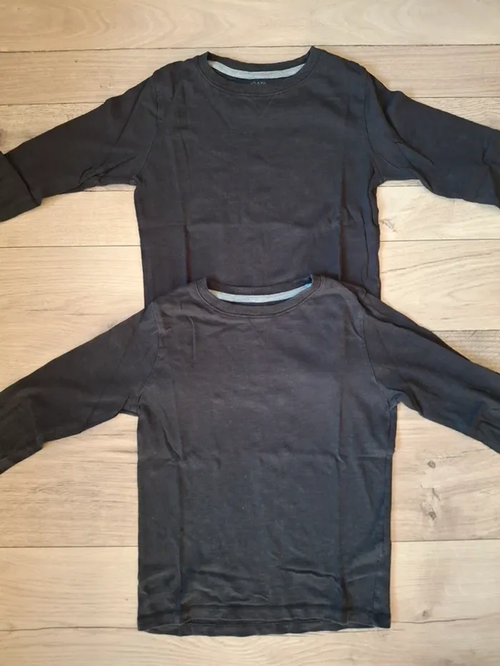 Tea shirt noir manche longue 6 ans