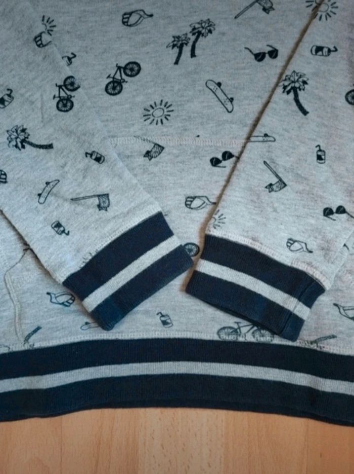 Lot T-shirt à manches longues et sweat à capuche gris imprimé La Redoute Gémo 8 ans - photo numéro 3