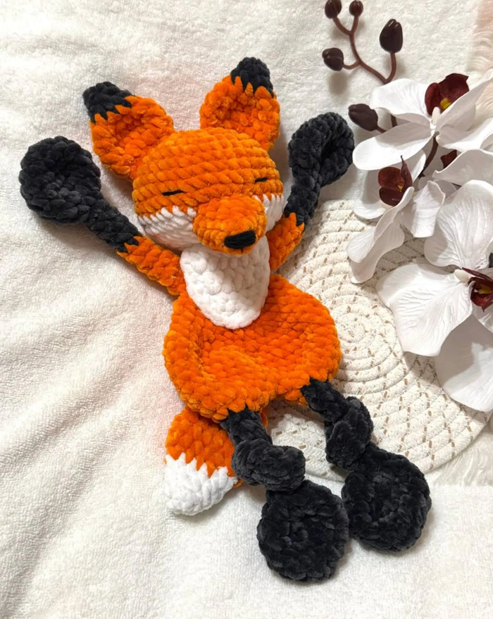 🦊 Doudou Renard au crochet – Fait main avec amour 🧶🧡