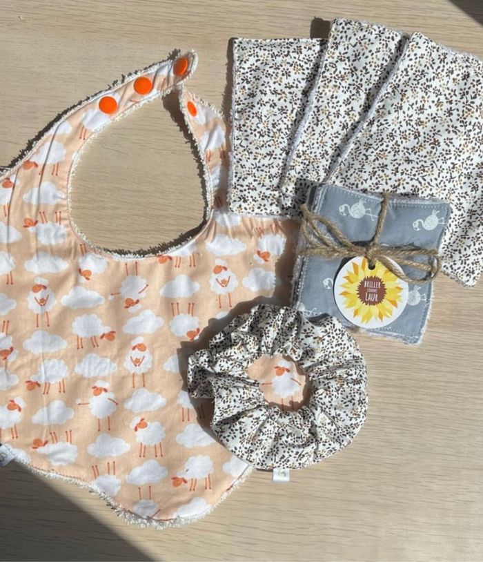 Kit naissance lingettes bavoir chouchou neuf - photo numéro 2