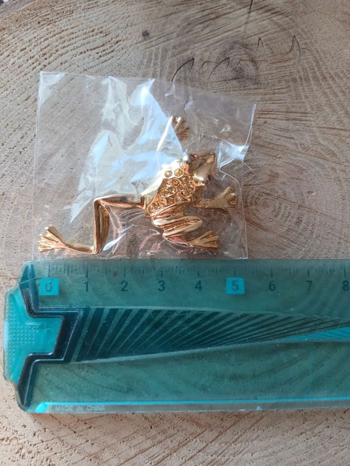 Broche grenouille doré - photo numéro 6