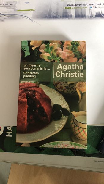 Livre Agatha Christie « un meurtre sera commis ..