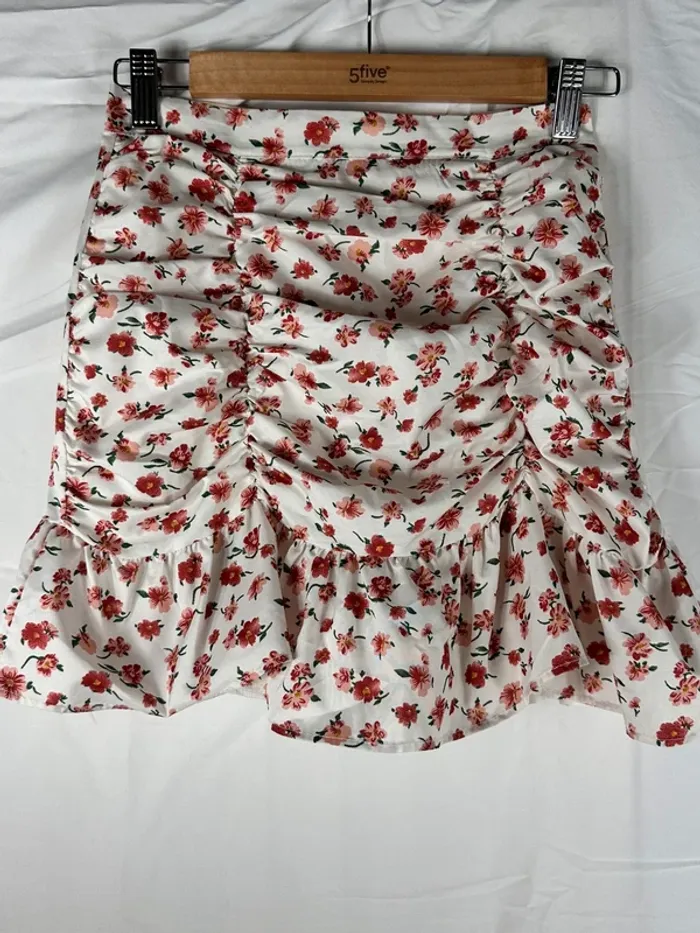 Jupe à fleurs YesStyle - photo numéro 2
