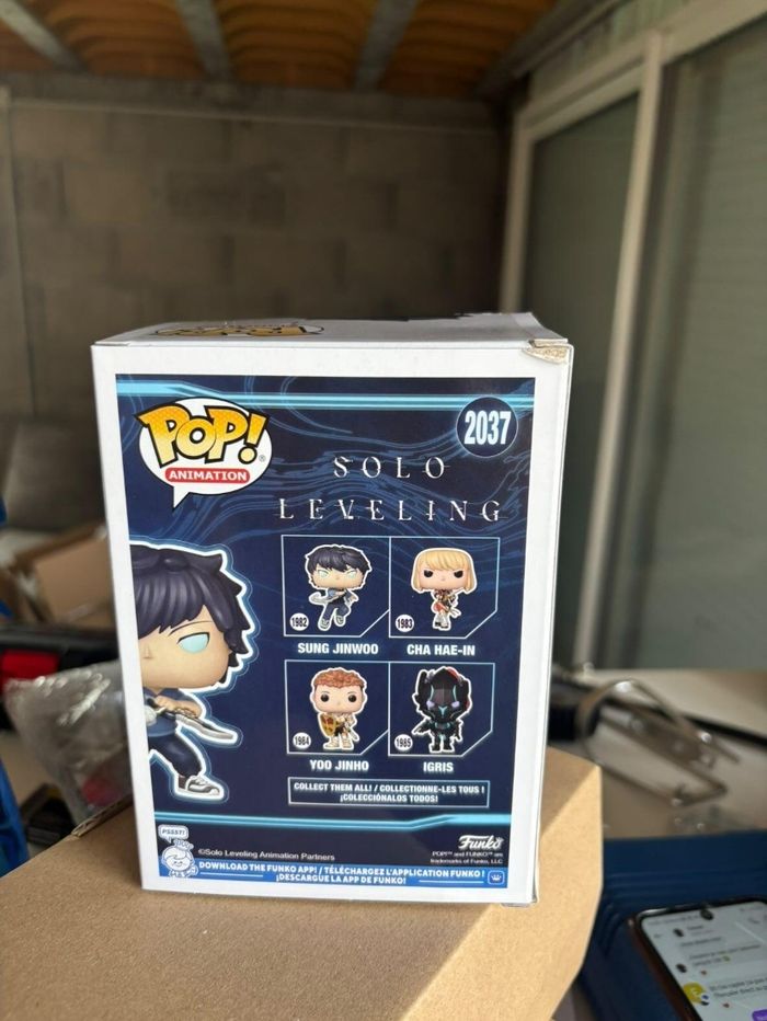 Funko Pop Sung Jinwoo Solo Leveling 2037 Limited Edition Supreme 9500 Pcs New - photo numéro 3
