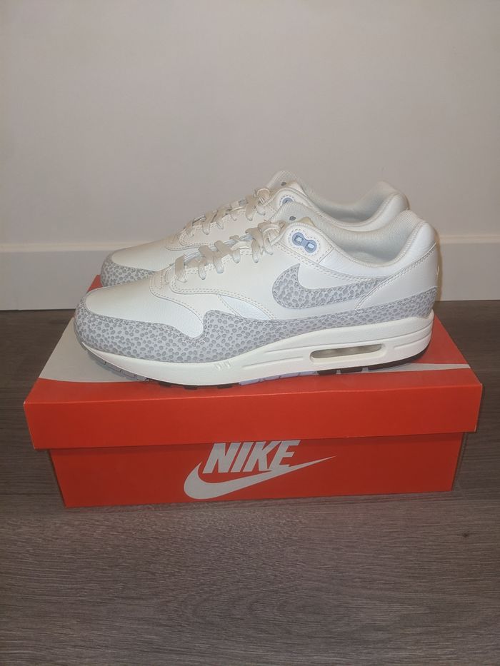 Nike Air max 1 safari 10us 44eu Facture solebox