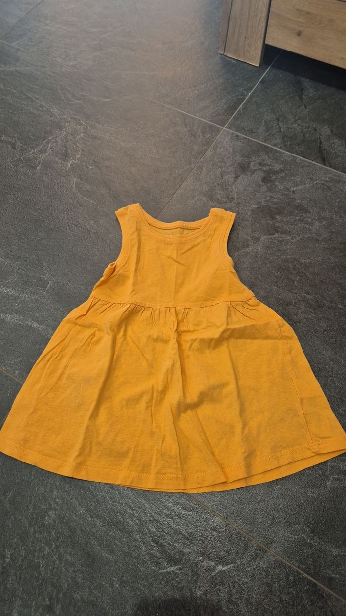 Robe simple 92 cm