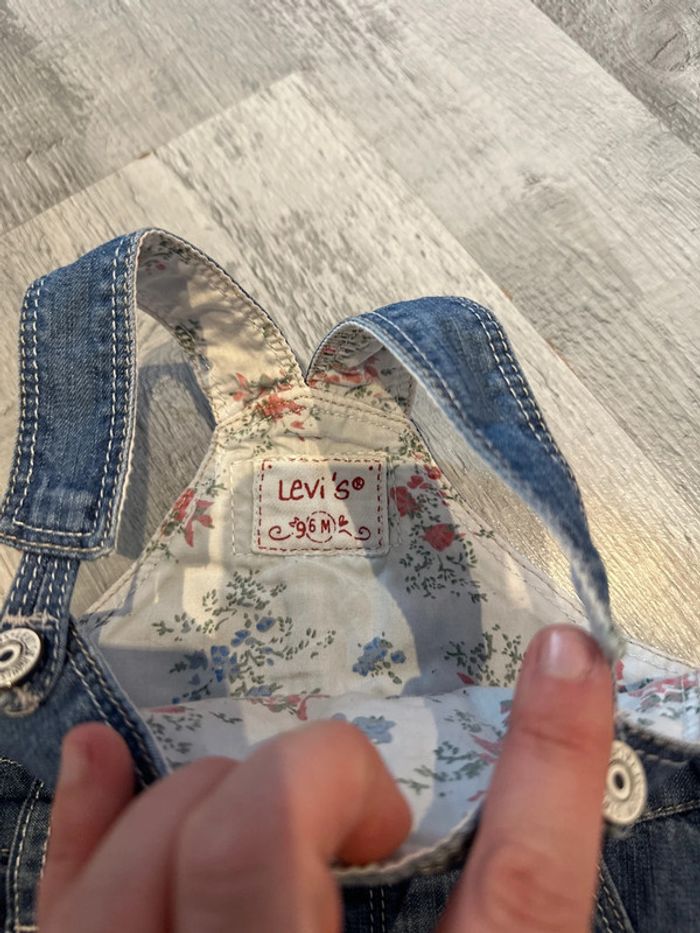 Robe Lévis - photo numéro 2