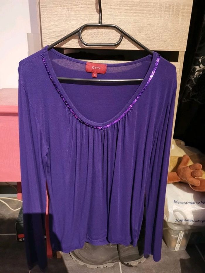 Lot 2 Haut violet et vert émeraude