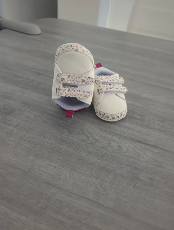 Chaussures bébé fille - photo numéro 2