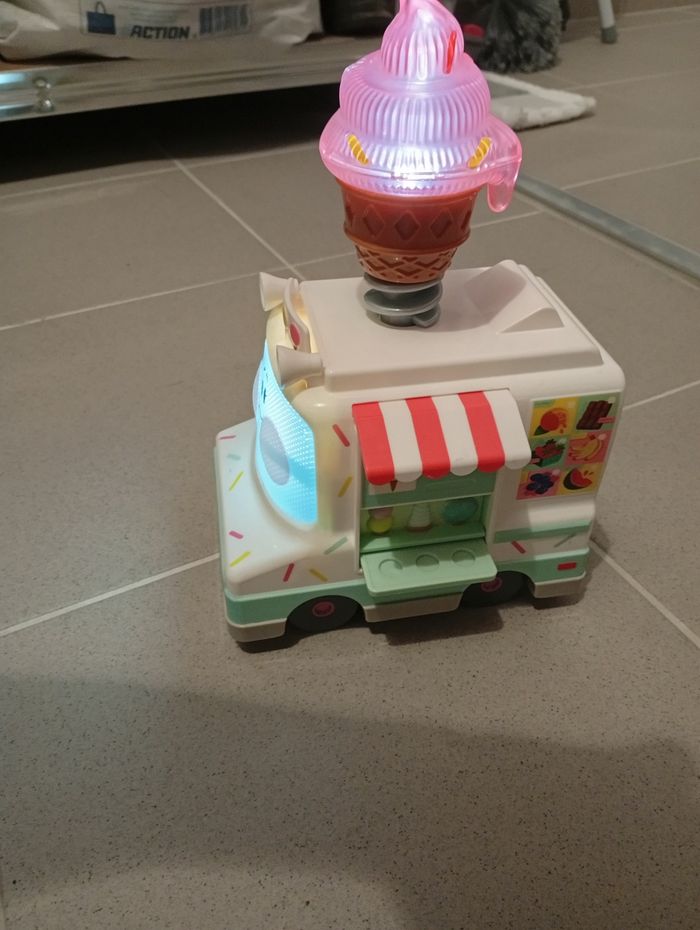 Camion glace VTech - photo numéro 3