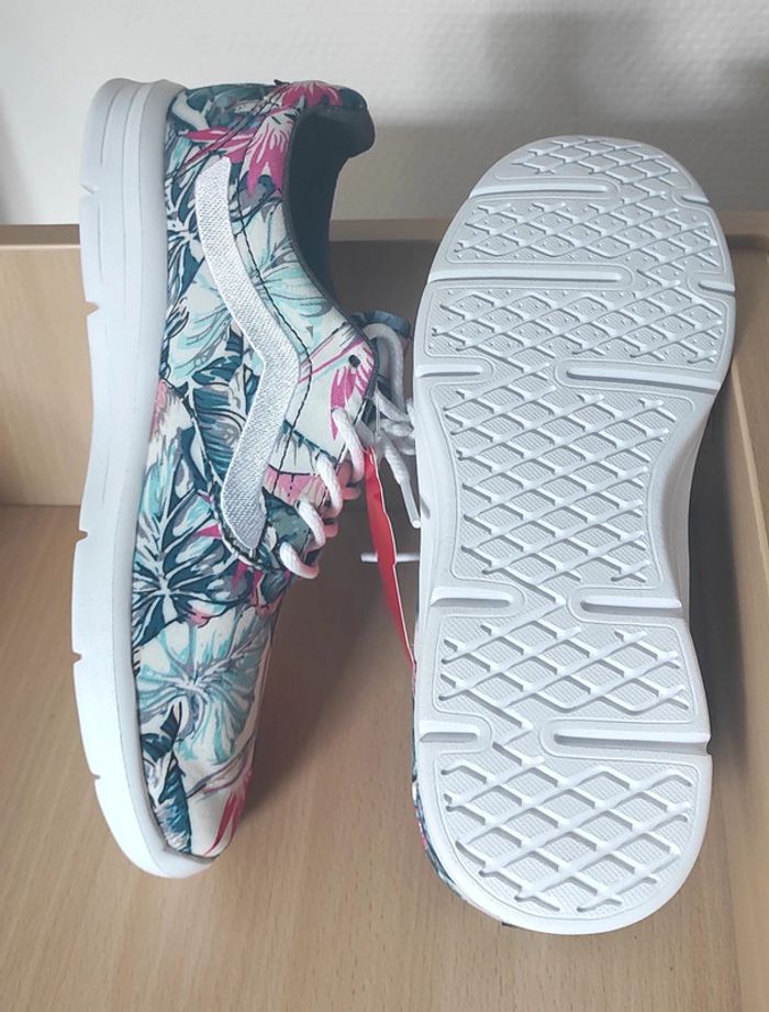 Basket Vans femme neuf - photo numéro 4