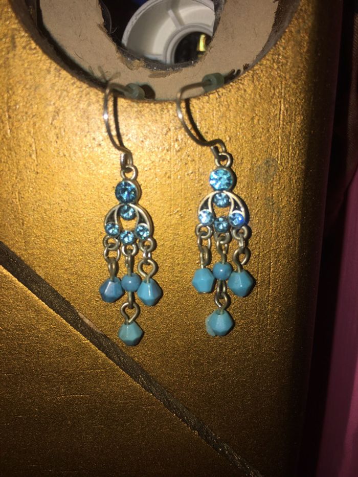 Boucles d’oreilles pendantes