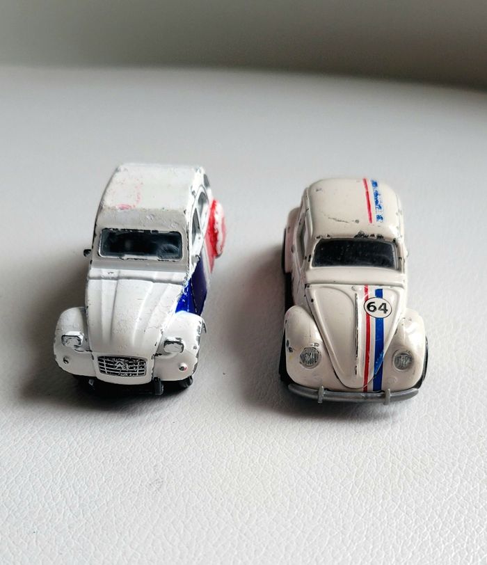 2 majorettes 1/64