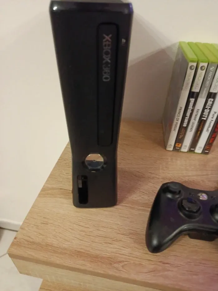 Xbox 360 câble manette et 6 jeux - photo numéro 7