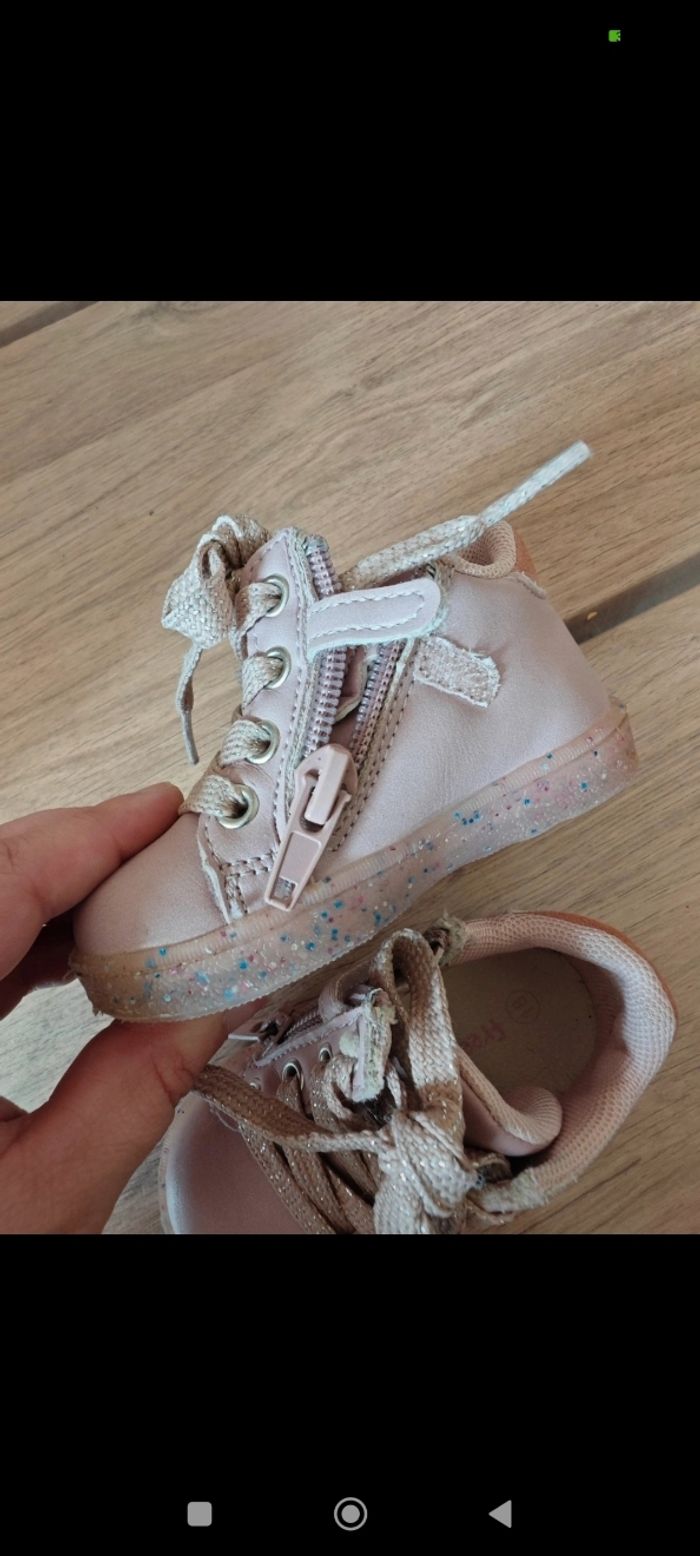 Chaussure bébé fille pointure 18 bon état - photo numéro 7