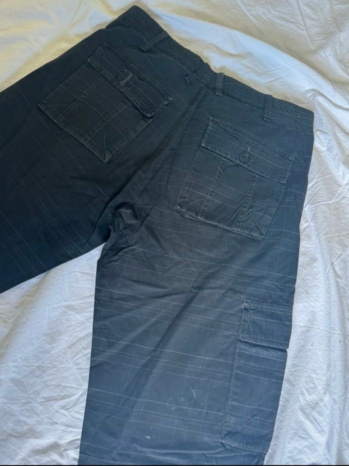 Bermuda pantacourt cargo noir et bleu foncé denim - photo numéro 5