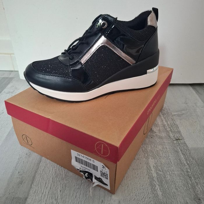 Baskets compensées noires pailletés