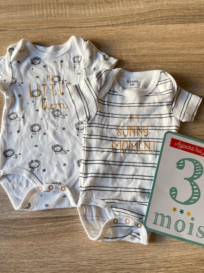 Lot de 2 bodies t.3m