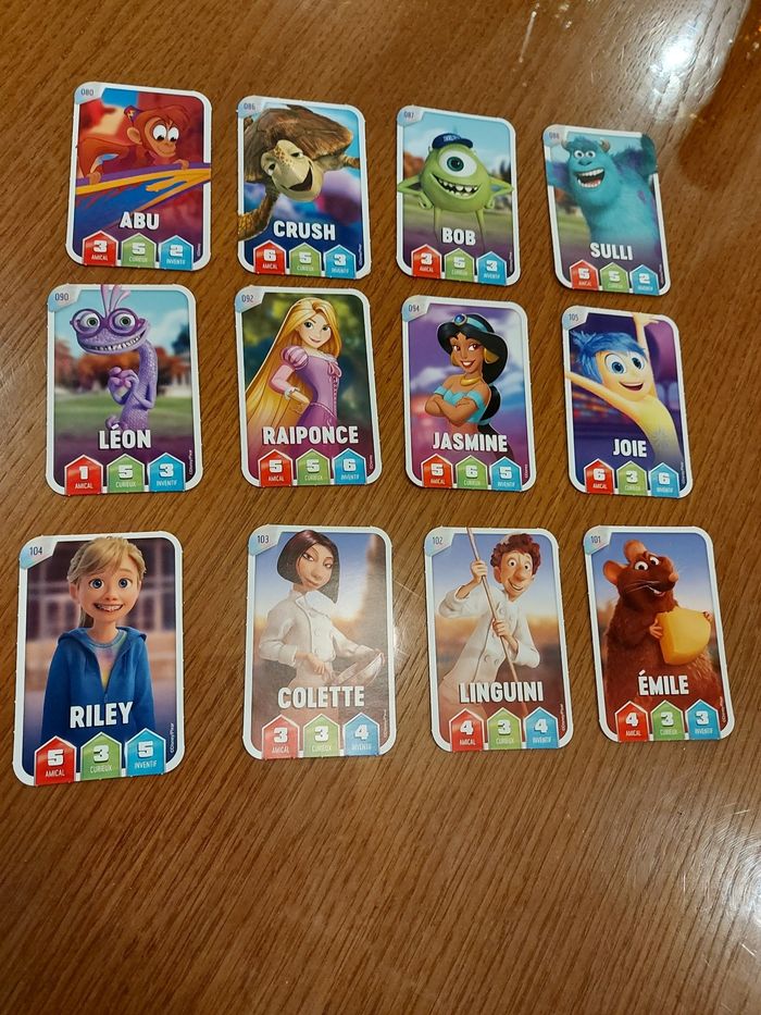 Lot 12 cartes Disney leclerc