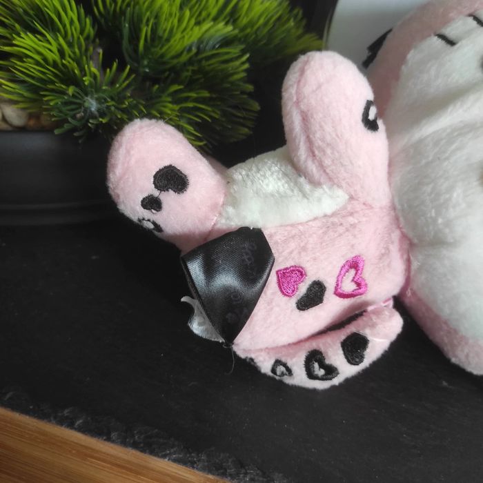 sanrio tokidoki hello kitty skull plush doll limited japan Crâne Noir Rose Coeur - photo numéro 6