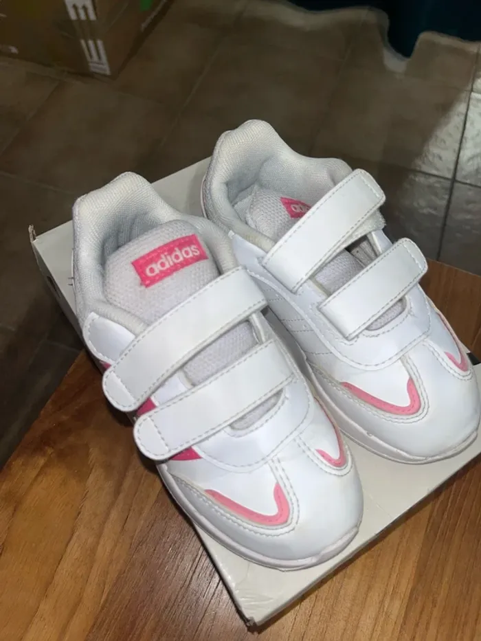 Basket fille adidas 27 blanche et rose - photo numéro 2