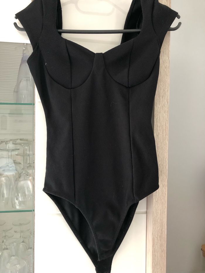 Body noir neuf 36