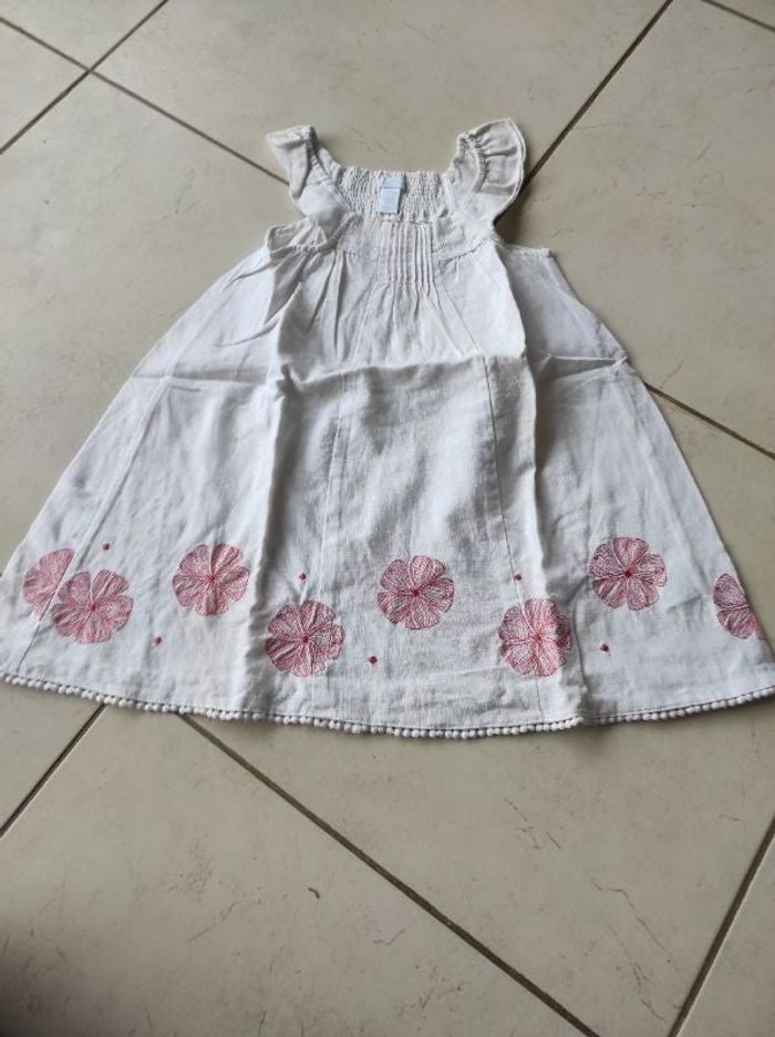 Robe marque obaïbi blanche 3 ans